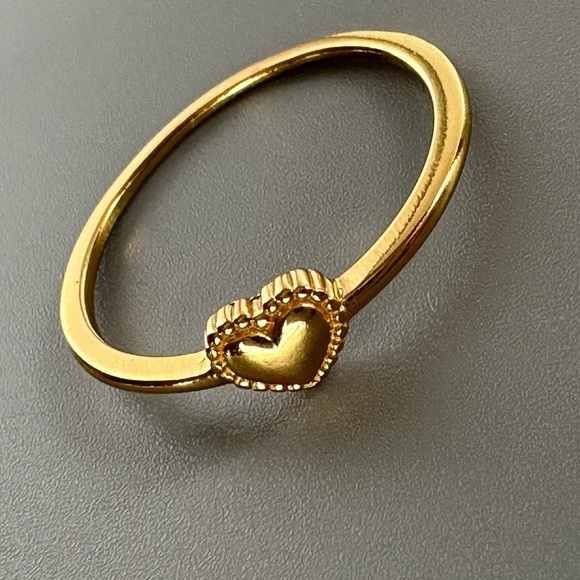 14k Gold Vermeil Dainty Heart Ring - Picture 9 of 10
